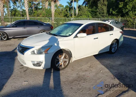 2015 Nissan Altima 2.5 Sv from USA, damaged, VIN 1N4AL3AP6FC285566